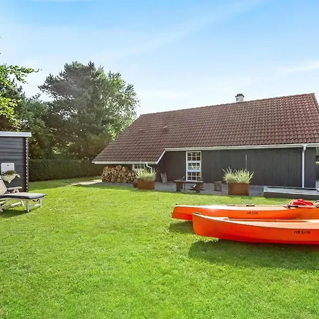 Lovely In With Wifi Ferienhaus *